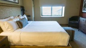 Grand Summit Hotel, a Ski In Out